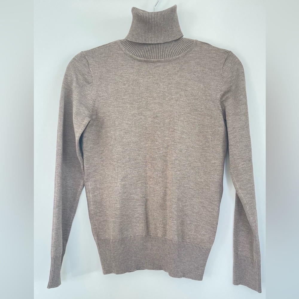 Turtleneck ladies sweater. Saint tropez brand. Size XS. Light brown color.